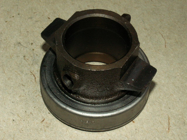 Ložisko spojky s objímkou