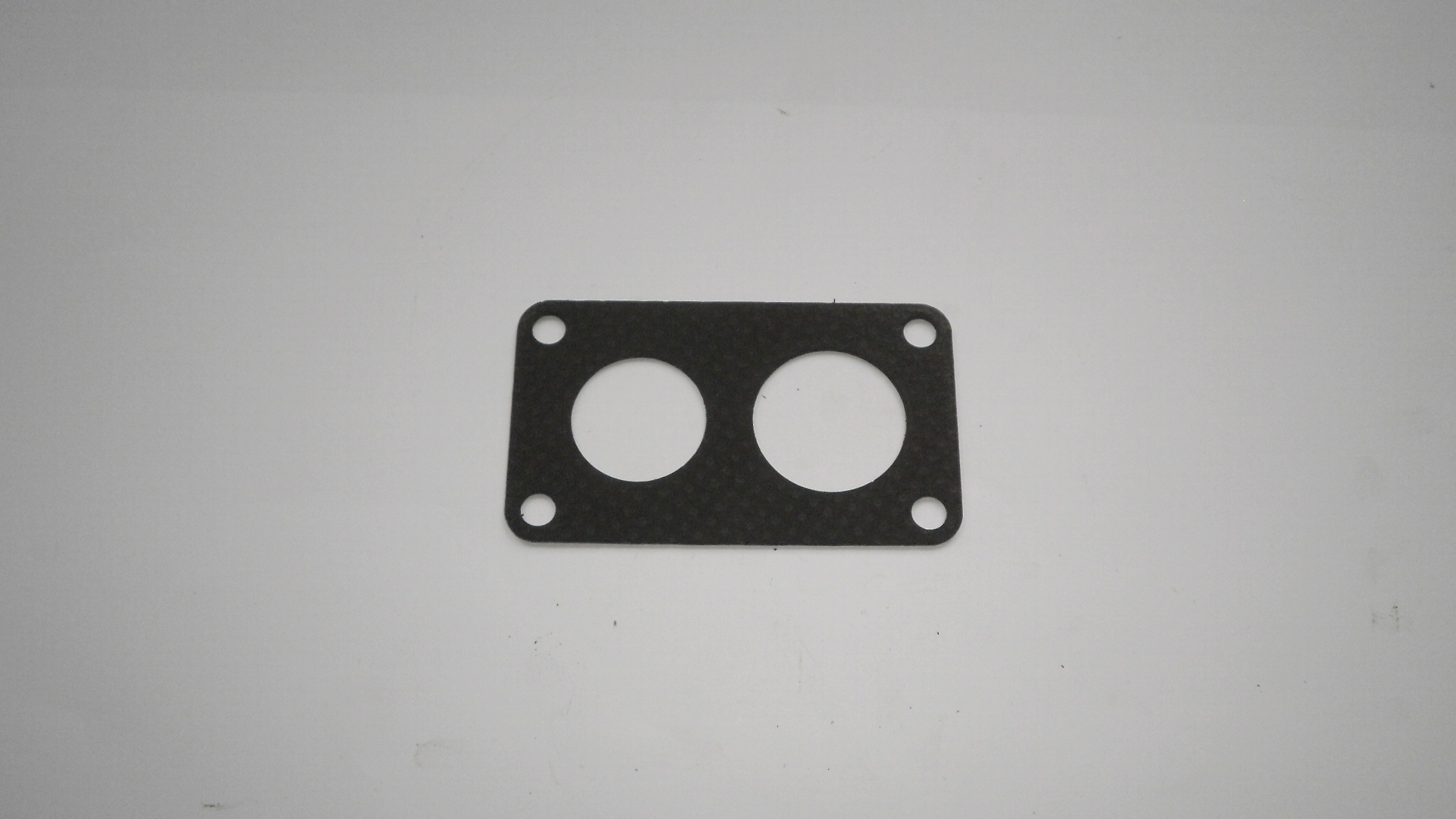 Těsnění mezi karburátorem K-151 a sacím potrubím